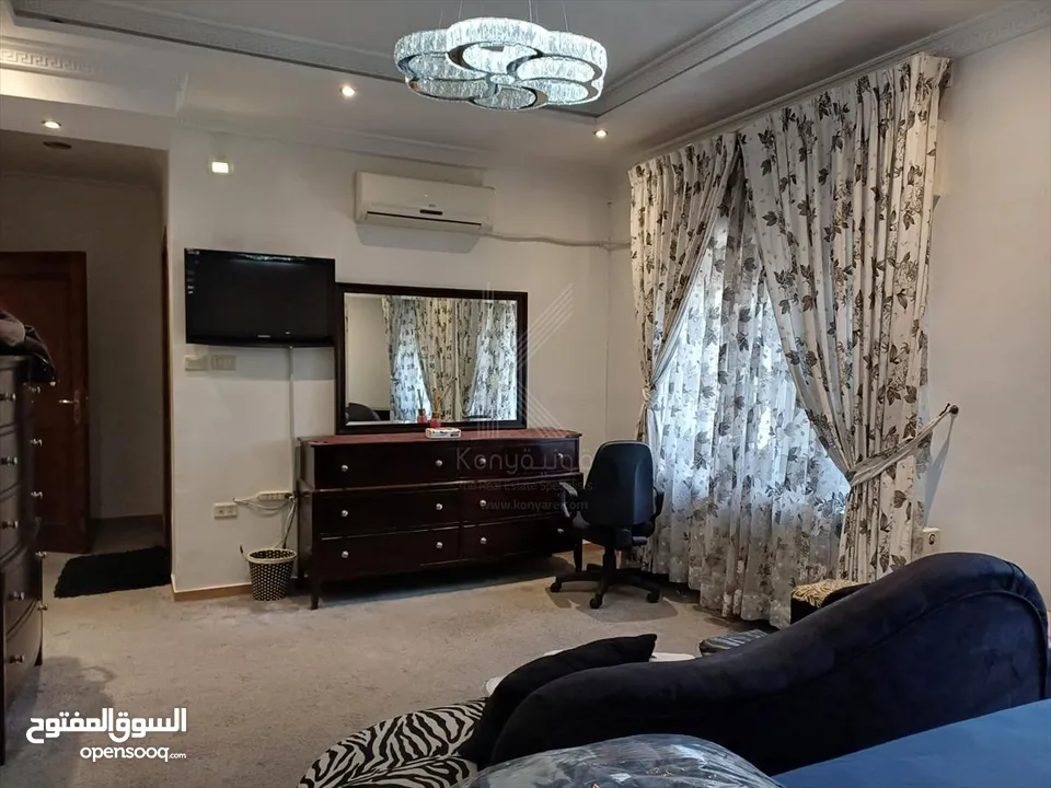 شقة فاخرة مفروشة للإيجار في ام اذينة