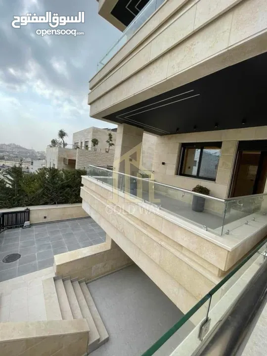 شقة أرضية(طابقية) تشطيبات فلل 450م في أرقى مناطق مناطق الظهير / ref 9490