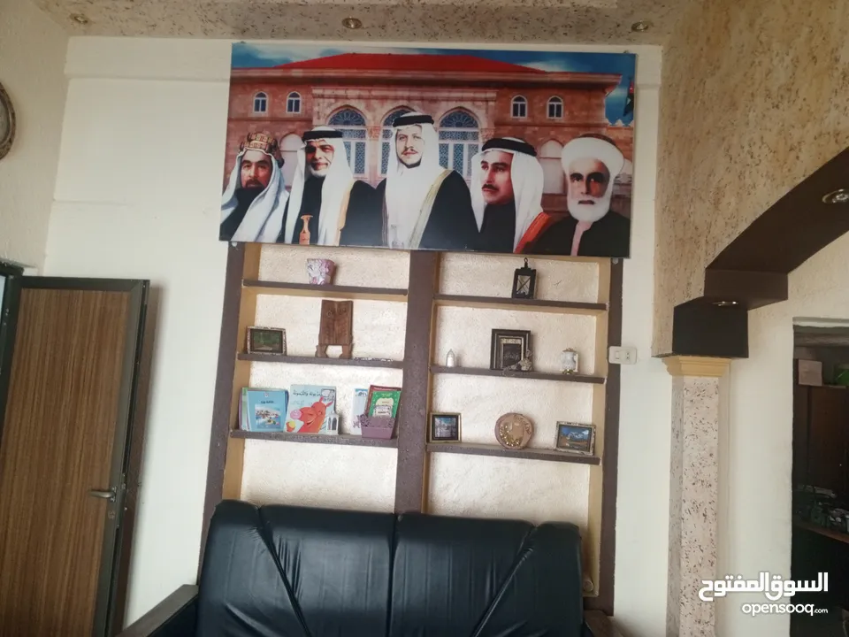 مدرسة خاصة للبيع في محافظة الزرقاء بلدية الرصيفة مقابل بلدية الرصيفة بجانب الندى مول اول طلوع الجبل