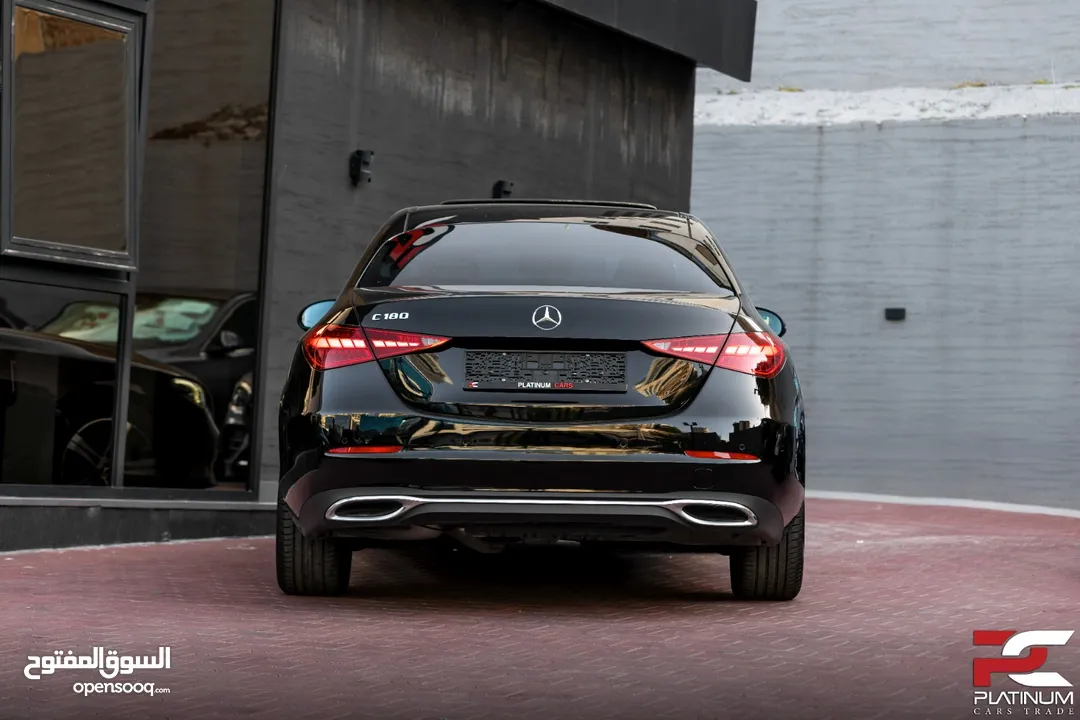 2024 Mercedes C180 – فتحة سقف – وارد المانيا للبيع