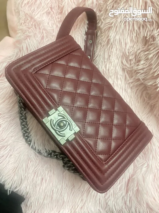 chanel boy bag in maroon!