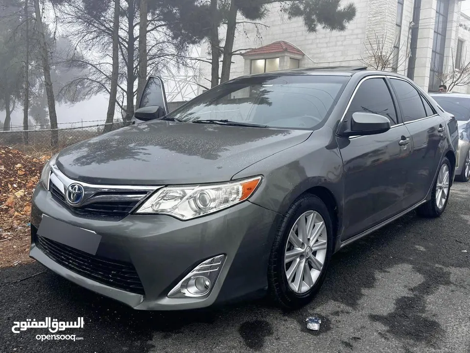 Toyota Camry 2012 XLE hybrid