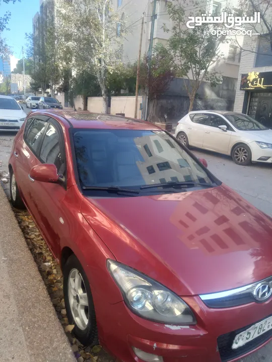 هونداي i30 ديزل غيار عادي بحالة ممتازة