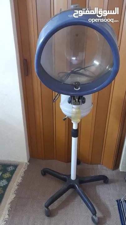 أجهزة عناية بالشعر والبشرة