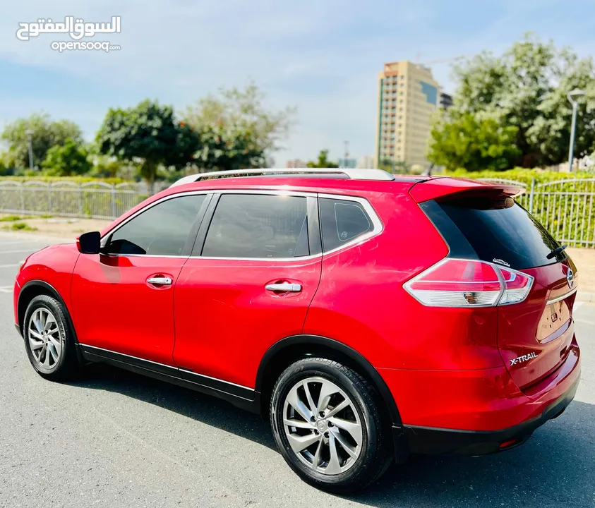 NISSAN XTRAIL 2015 RED GCC SL OPTION FULLY LOADED