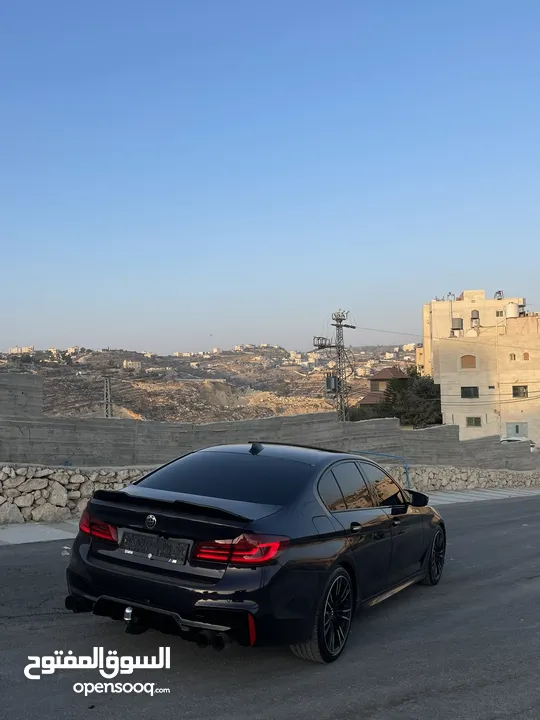 للبيع بي ام 530i بنزين فللل ملغمه 2019 كااشش فرممم
