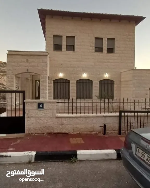 فيلا في الحي الدبلوماسي