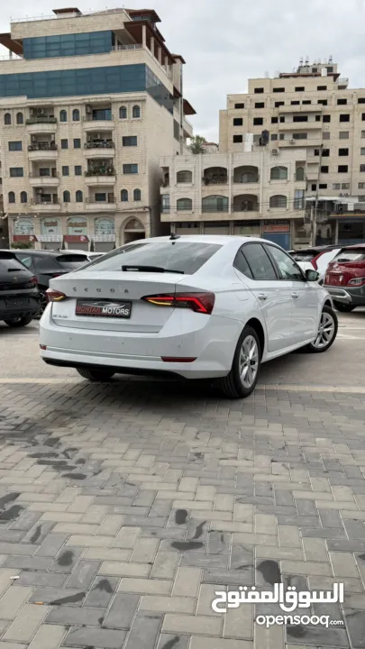 سكودا اوكتافيا ترخيص 2022 محرك 2000 ديزل جير أوتوماتيك 150 حصان