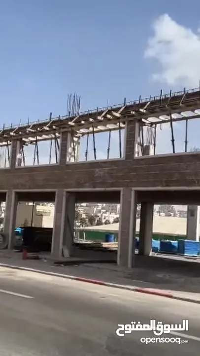 محلات عدد 2 عند دوار العلم الشارع الجديد