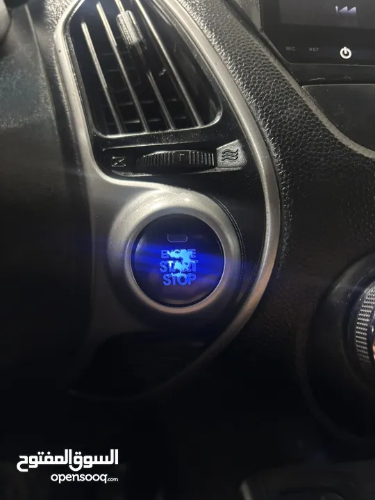 Hyundai tuscon