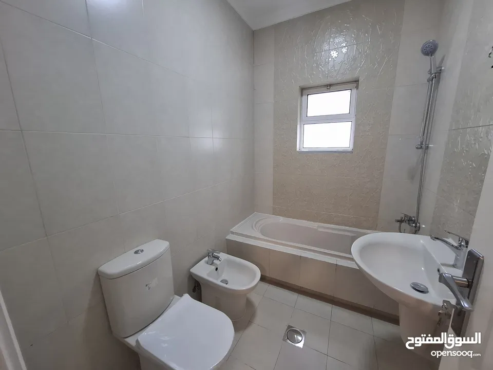 شقة دوبلكس طابق اخير مع الروف للبيع ( Property 40798 )-174782754