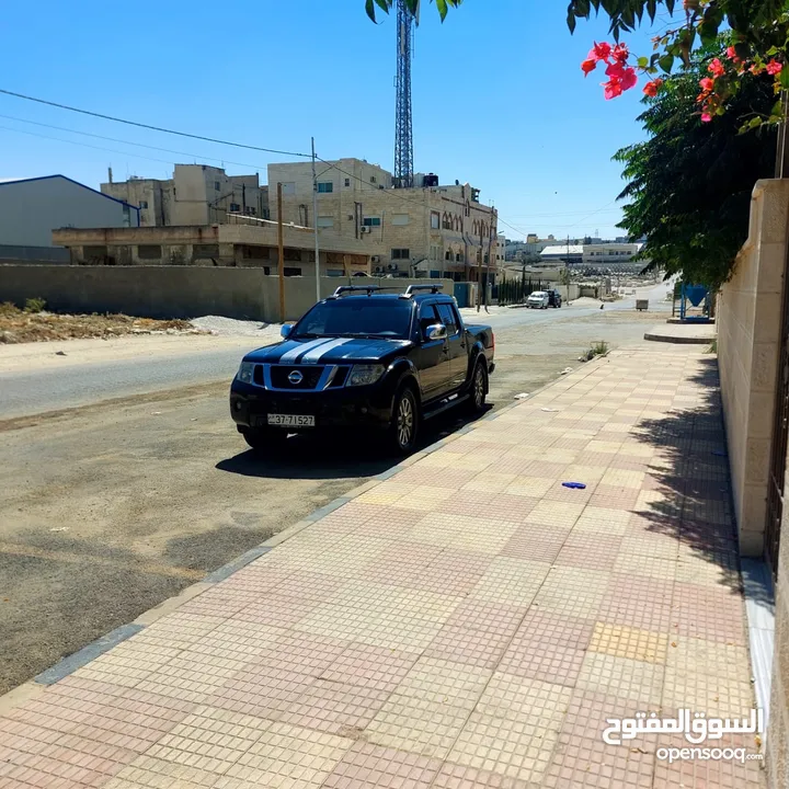 بكب نيسان نافرا 2011