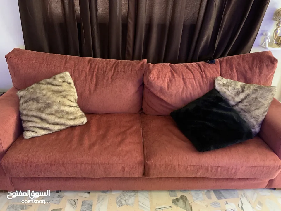 طقم كنب بحاله جيدةةةً