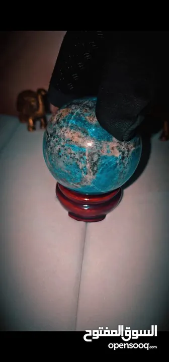 حجر الكره الارضيه