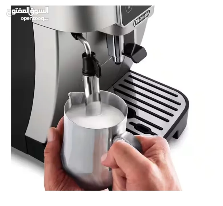 ماكينه صنع القهوه من ديلونجي الاصليه بسعر حصري