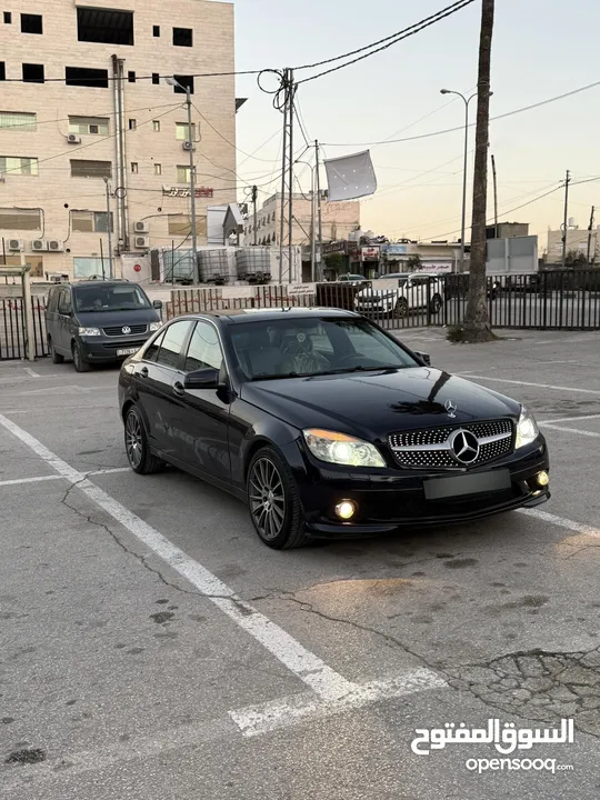C220 ماتور 2200 ديزل 194 حصان بدون اي عيوب ماتور چير هيئة زيت فلاتر جنط كوشوك بدون اي عيوب نهائيا