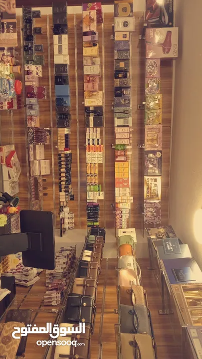 محل اكسسوارات وكوزمتكس للبيع بسعر مغري جداااا .. جدااااا بشفا بدران بداعي السفر