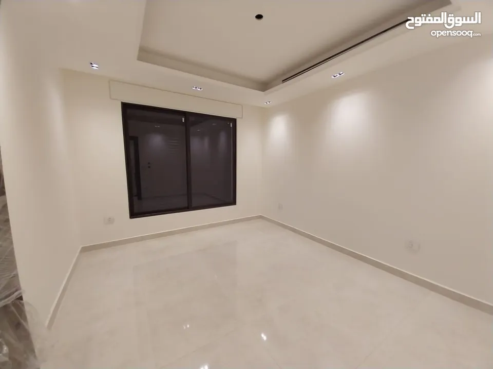 Unfurnished apartment  ( part of villa ) to Rent  ( Property 38566 )-174775474