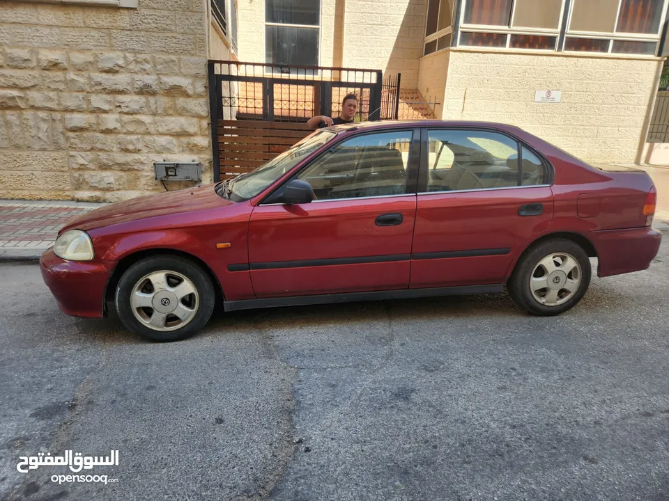 هوندا سيفيك 1999 للبيع يد أولى جير عادي بحاله ممتازه من الداخل والخارج