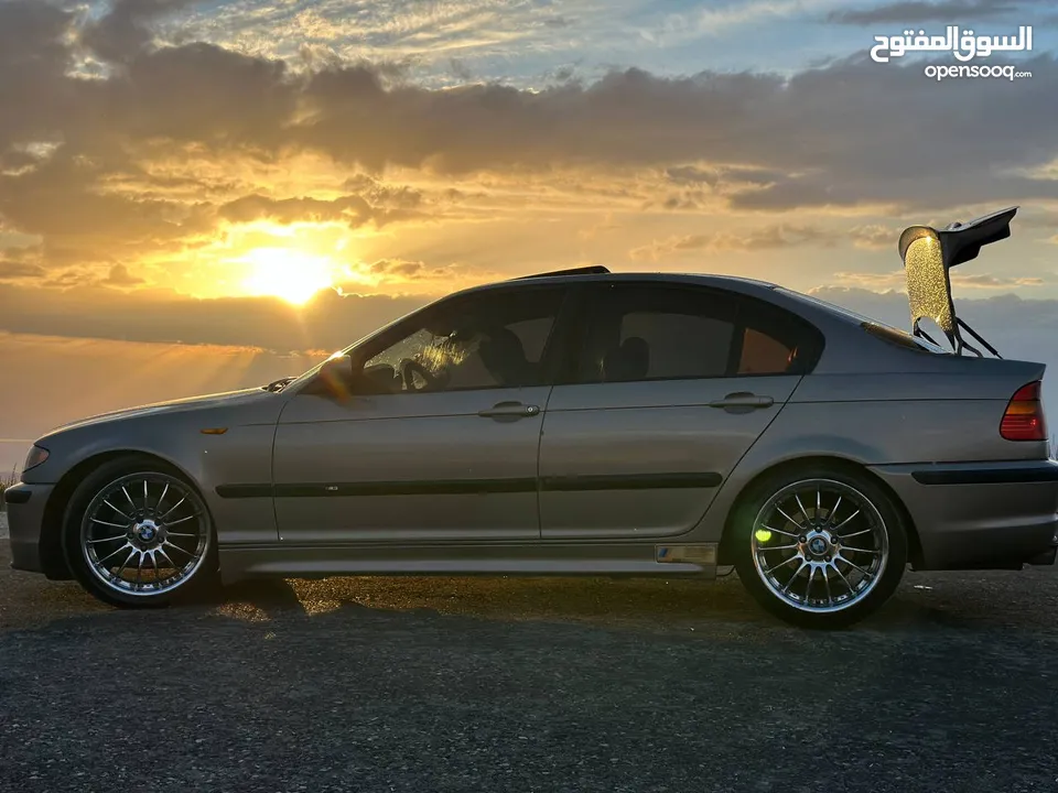 للبيع او اقساط عن طريق بنك العربي الاسلامي BMW E46/ موديل 2000