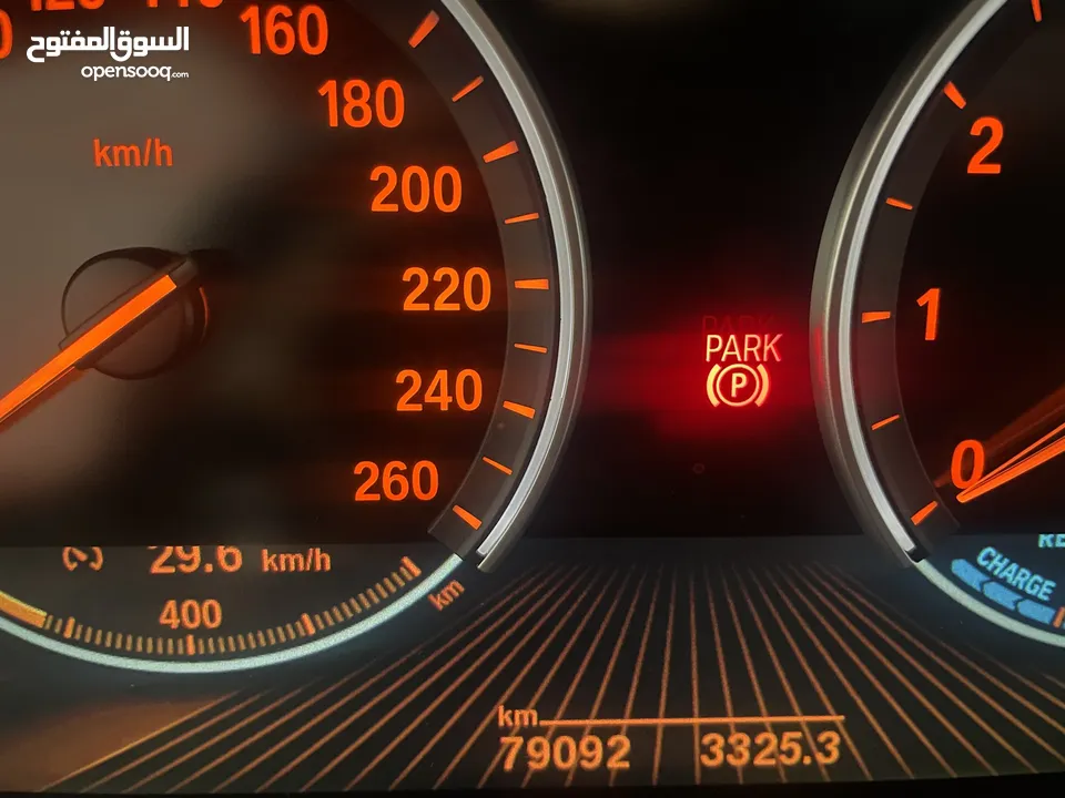 سيارة BMW X5 فل وارد الوكالة plugin