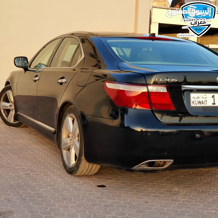 لكزس LS460 موديل 2009