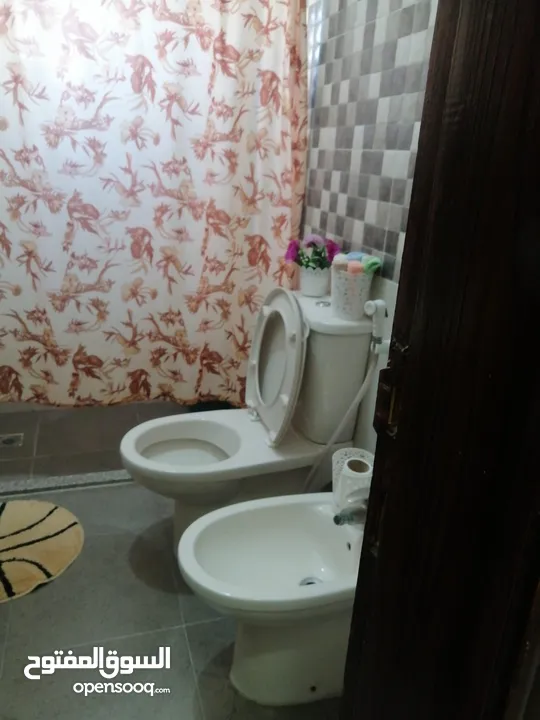 شقة شبه تسوية للبيع في شفا بدران - Semi Ground Floor Apartment for Sale in Shafa Badran