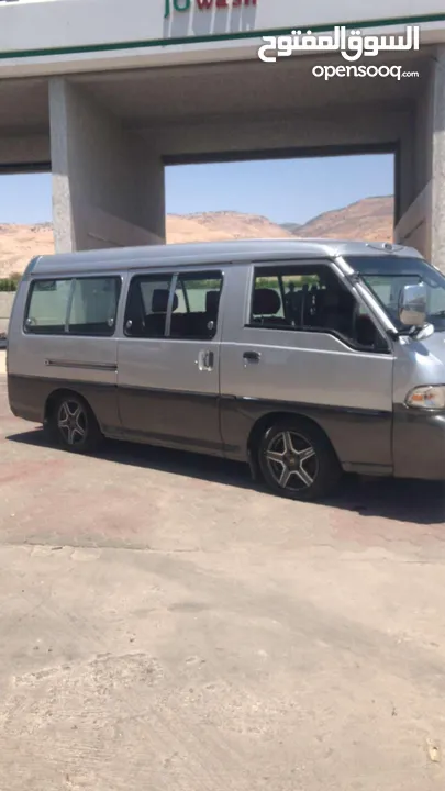 هونداي H100