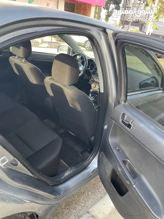 سيارة ميتسوبيشي بسعر مغري جدا 2015