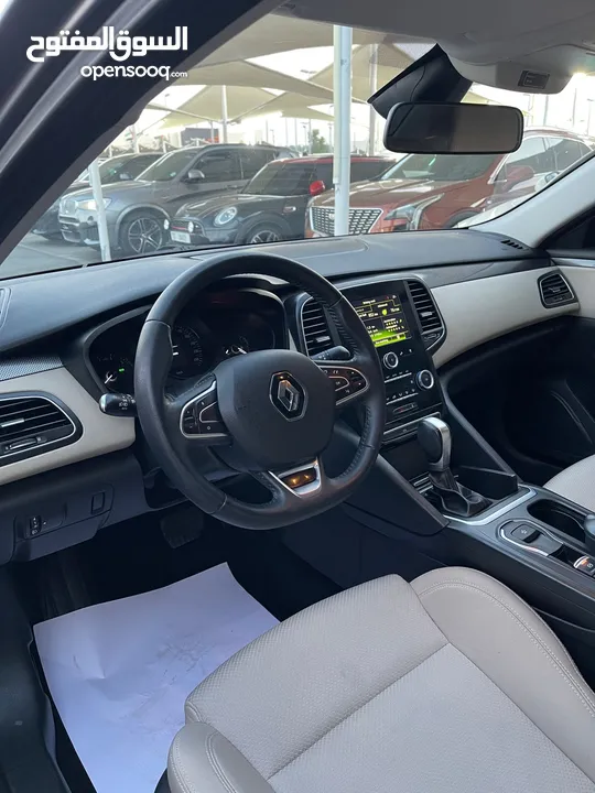 Renault Talisman ES / GCC / In perfect condition / very well maintained / Accident free / 2 Keys