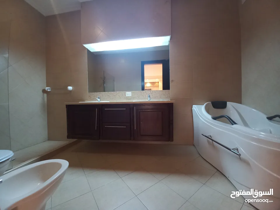 Apartment For rent In Abdoun  ( Property 42492 )-174775173