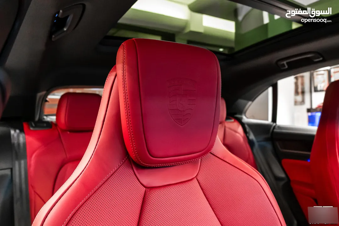 2025 Porsche Macan 4 Electric