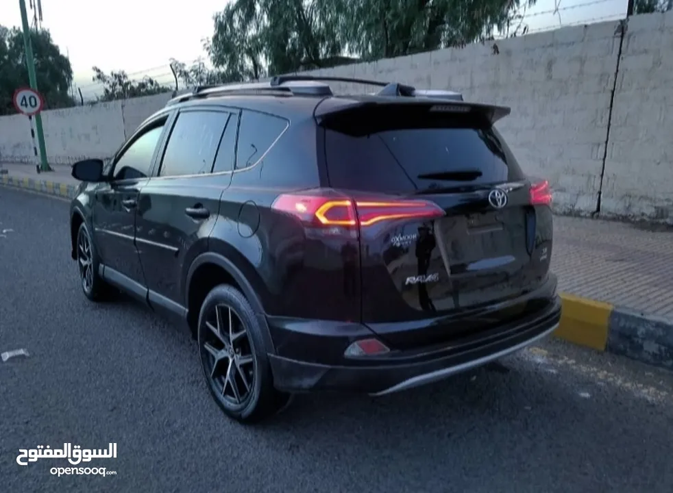 راف فور SE Toyota RAV4 2018