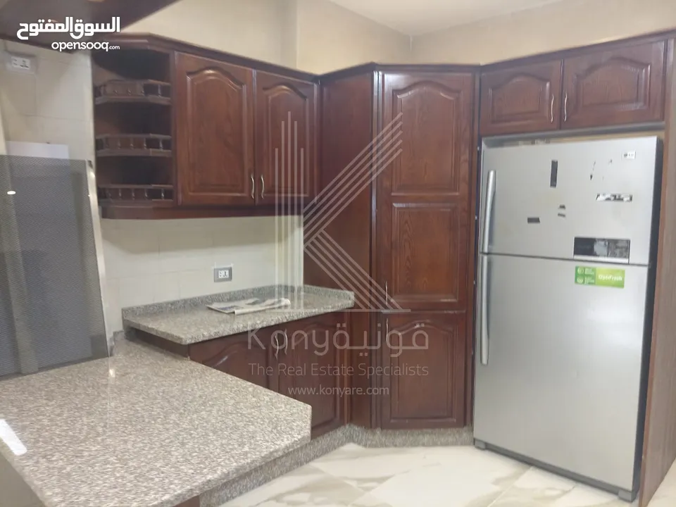 Apartment For Rent In Um Al Summaq