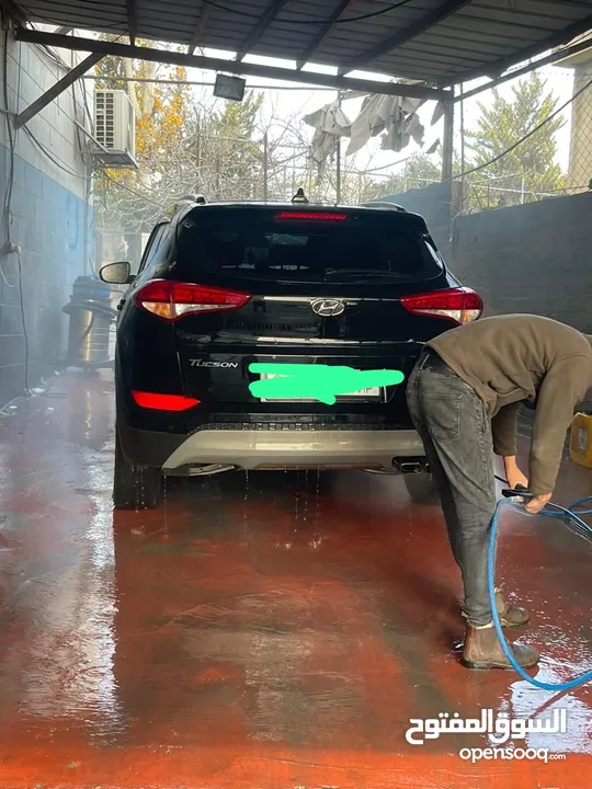 اوس ابو عامر