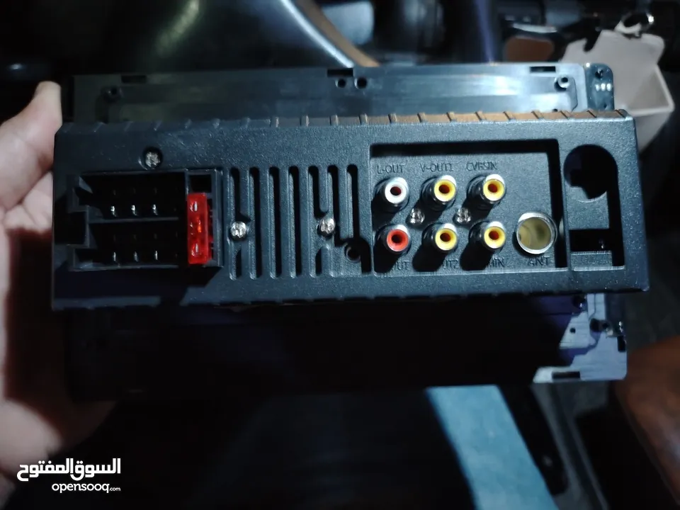 شاشه 9 انش للبيع او للبدل على مسجل اصلي سوني او كينوود