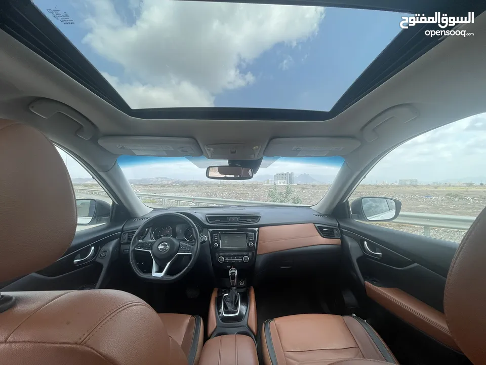 Nissan Rouge 2019 panorama
