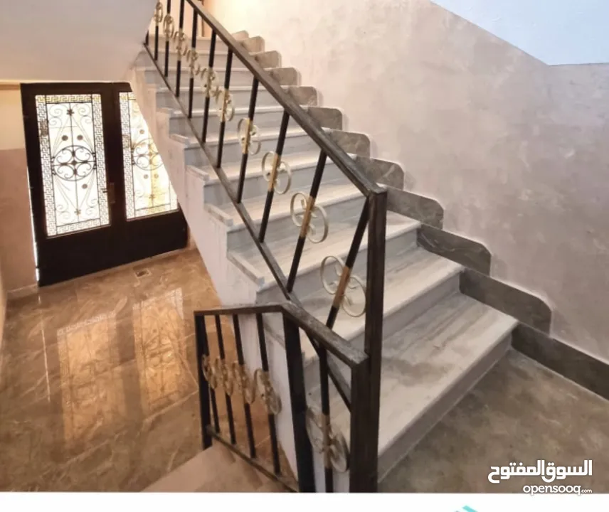 منزل طابق اول للبيع