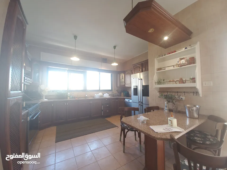 شقة مع روف مفروشة للايجار في الرابية  ( Property 34158 )-174867630