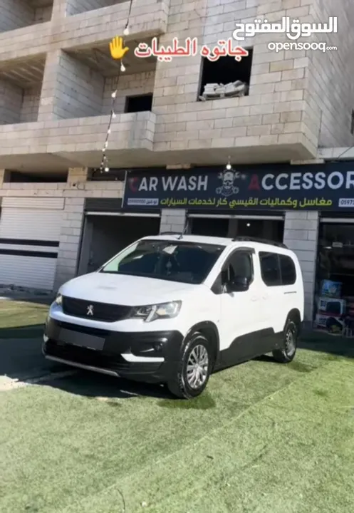 بيجو ريفتر 2023 رخصة ترخيص وتامين ل شهر 6/2026 تامين شامل  امكانية البيع دفعة وشكات مش ناقصها اشي فل