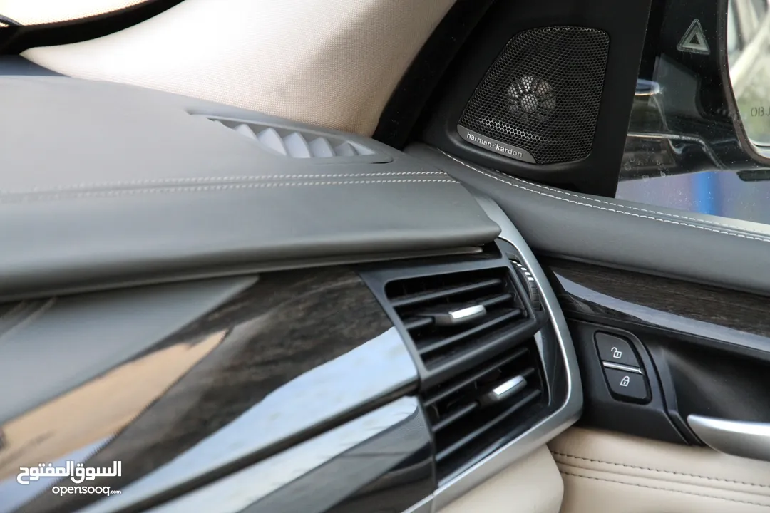 قاطعة مسافة : 124.000كيلو  وارد امريكا كلين تايتل فحص كامل ولا ملاحظة   2016 BMW X5