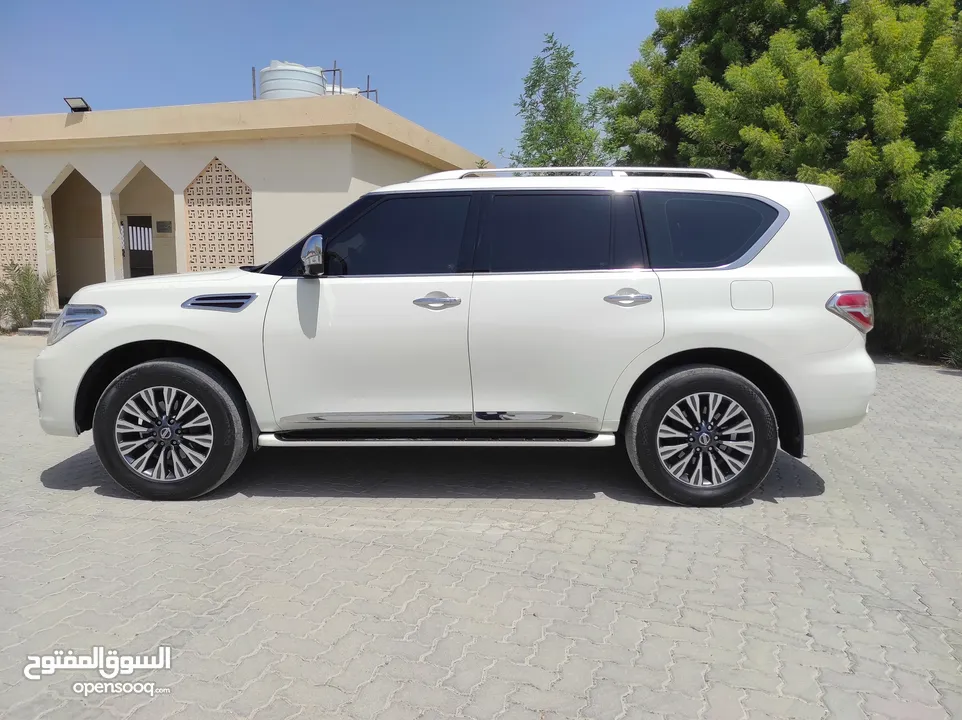 Nissan Patrol 2018 LE Platinum Gcc V6 5 Camera