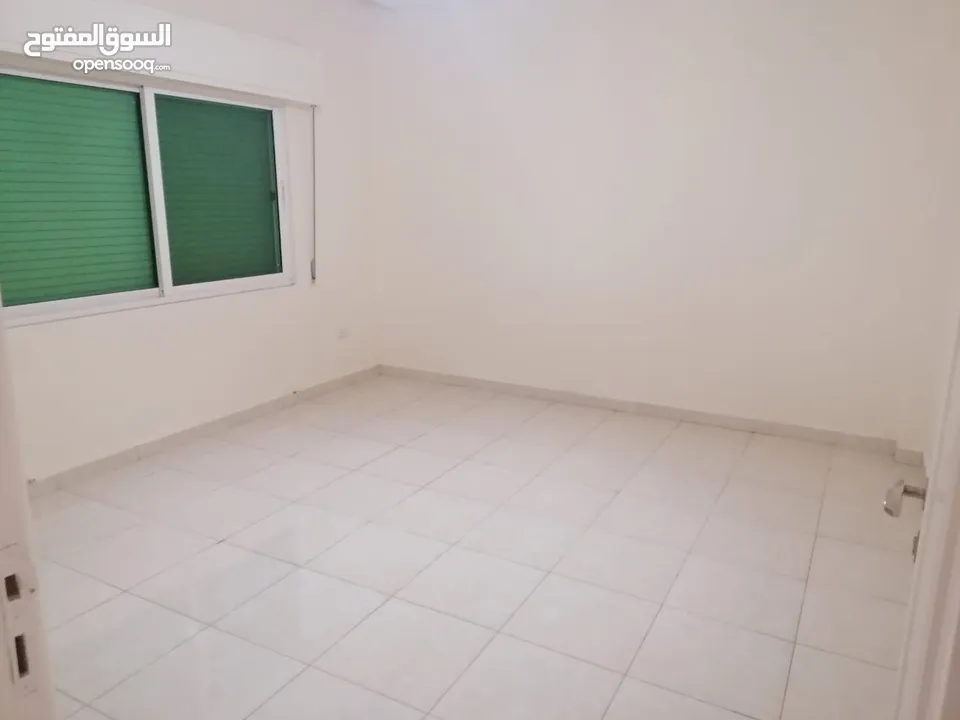 شقة للإيجار في ابو نصير