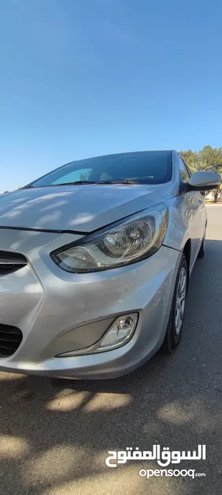 Hyundai Accent 2015