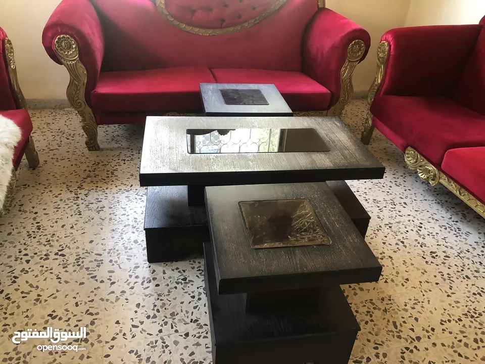 طربيزات خشب مستعمل بسعر مغري