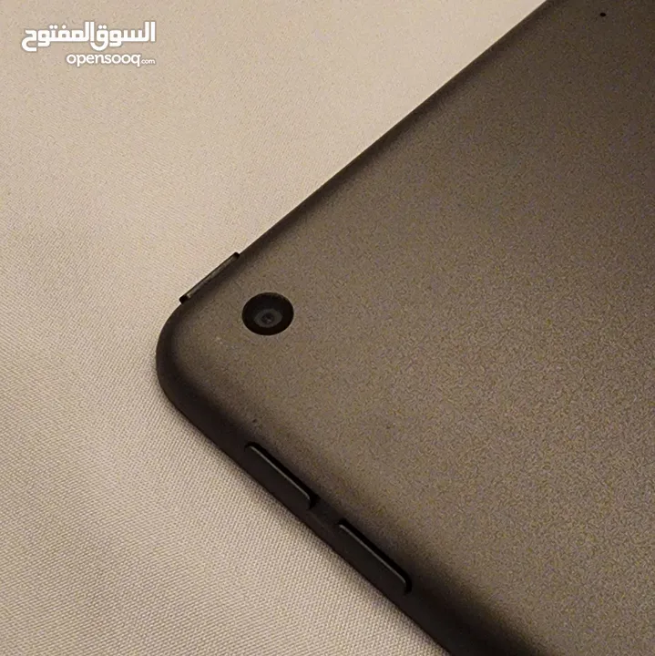 ipad 7 like new - ايباد7 نظيف نفس الجديد