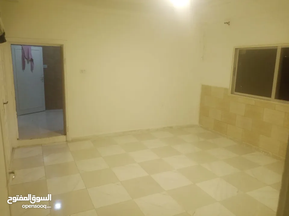 يرجى الاتصال على الرقم بالوصف