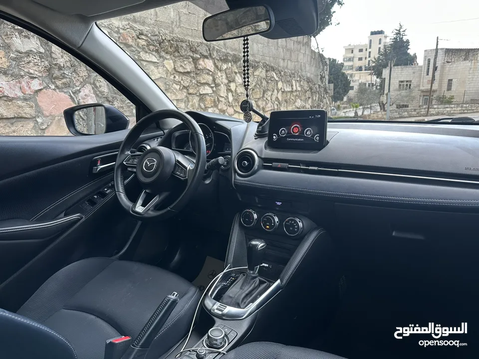 Mazda 2  Model 2021