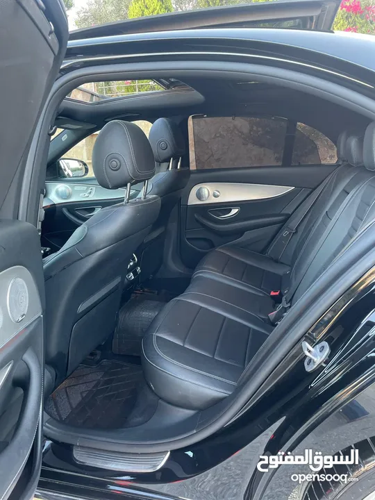 Mercedes benz E300 بنزين بحالة الوكالة