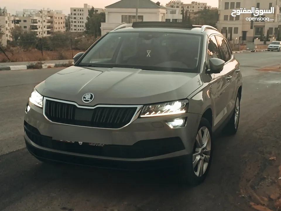 جيب سكودا كاروك فل كامل اضافات  للبيع بسعر مغري